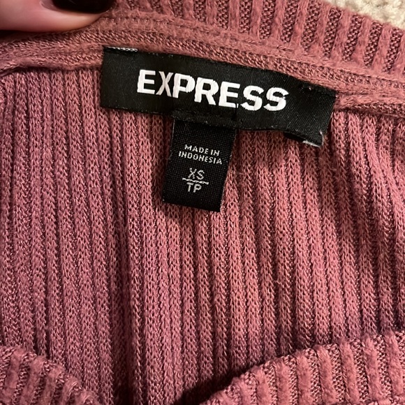 Express top - Picture 2 of 2